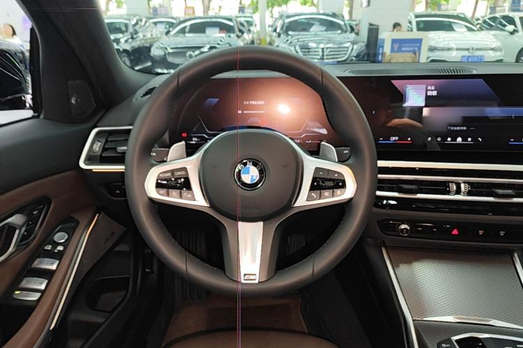 Used BMW 3 Series 2024 330i M Sport Night Edition Package Steering Wheel