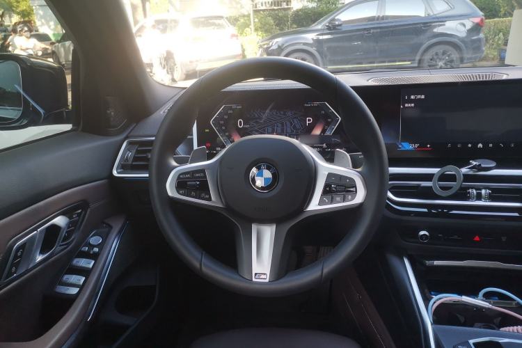 Used BMW 3 Series 2024 325i M Sport Night Edition Package Steering Wheel