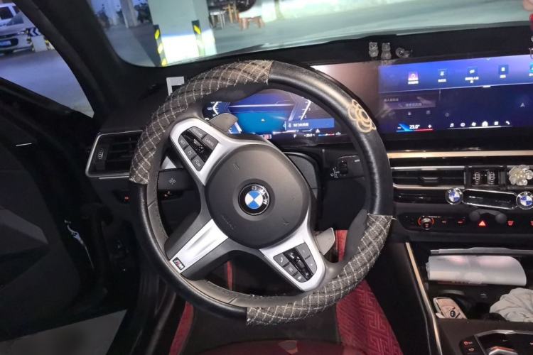 Used BMW 3 Series 2024 325i M Sport Night Edition Package Steering Wheel