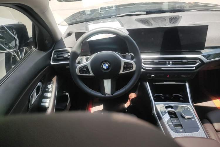Used BMW 3 Series 2024 325Li M Sport Night Edition Package Steering Wheel