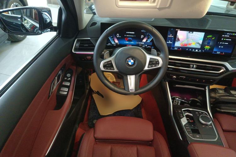 Used BMW 3 Series 2024 325Li M Sport Package Steering Wheel