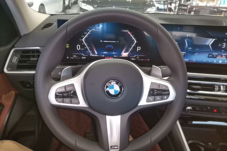 Used BMW 3 Series 2024 320Li M Sport Package Steering Wheel