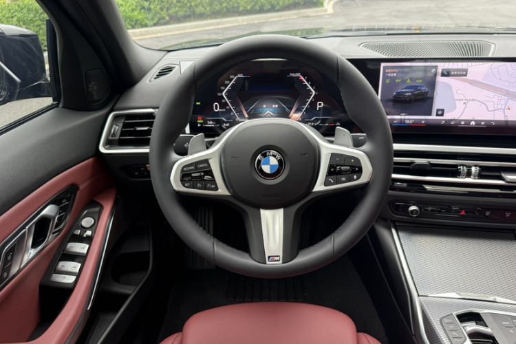 Used BMW 3 Series 2024 325i M Sport Night Edition Package Steering Wheel