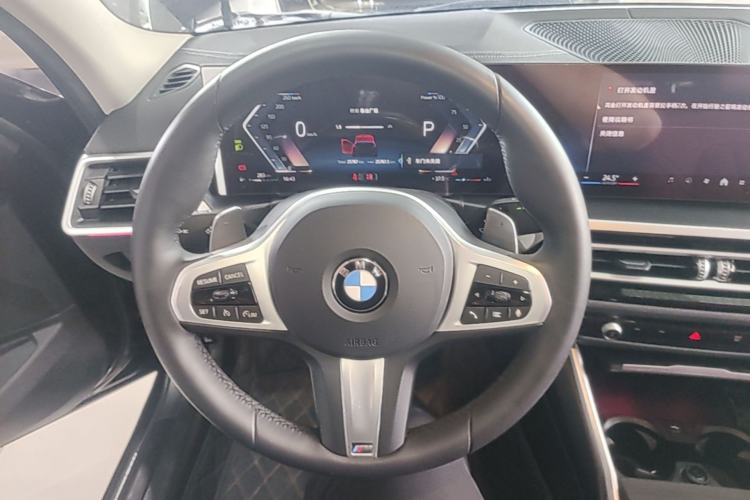 Used BMW 3 Series 2024 325i M Sport Package Steering Wheel