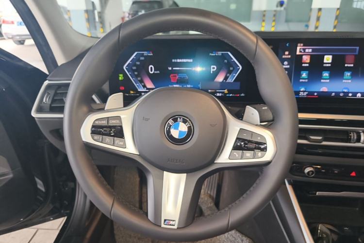 Used BMW 3 Series 2024 320Li M Sport Package Steering Wheel