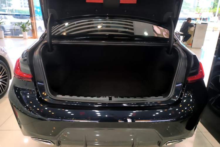 Used BMW 3 Series 2024 325i M Sport Package Trunk