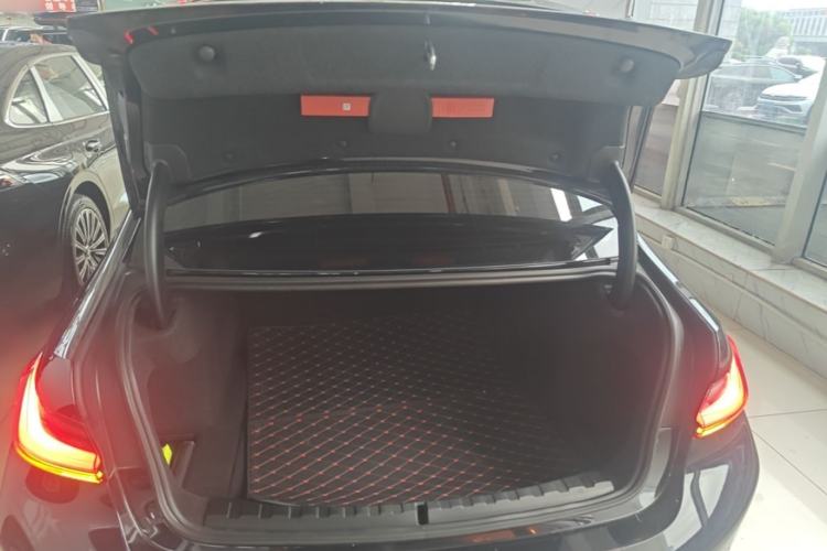 Used BMW 3 Series 2024 330i M Sport Night Edition Package Trunk