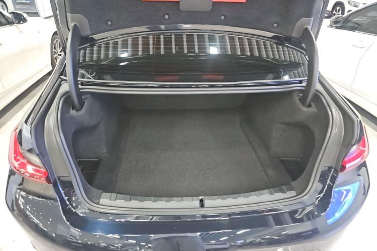 Used BMW 3 Series 2024 325i M Sport Night Edition Package Trunk