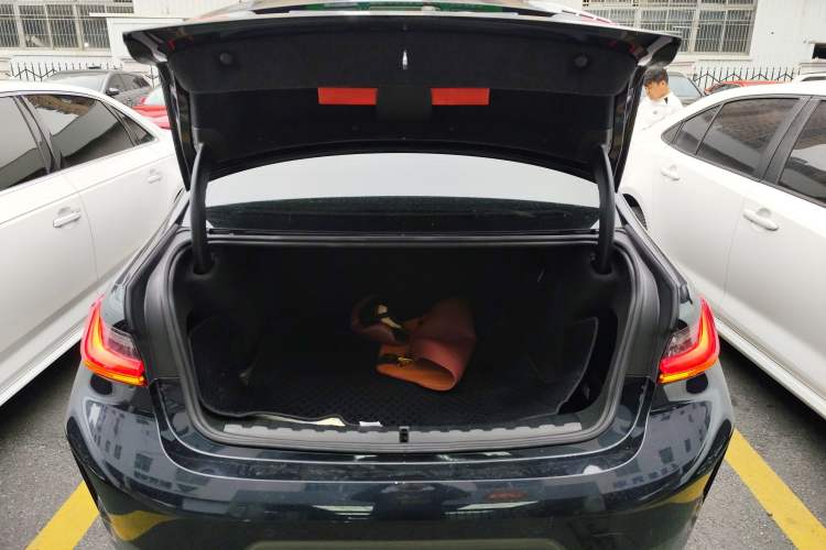 Used BMW 3 Series 2024 330i M Sport Night Edition Package Trunk