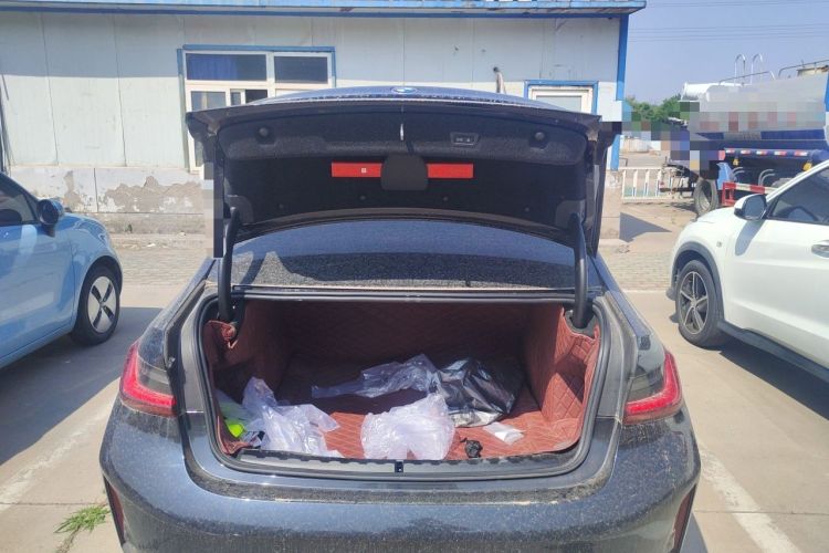 Used BMW 3 Series 2024 325Li M Sport Night Edition Package Trunk