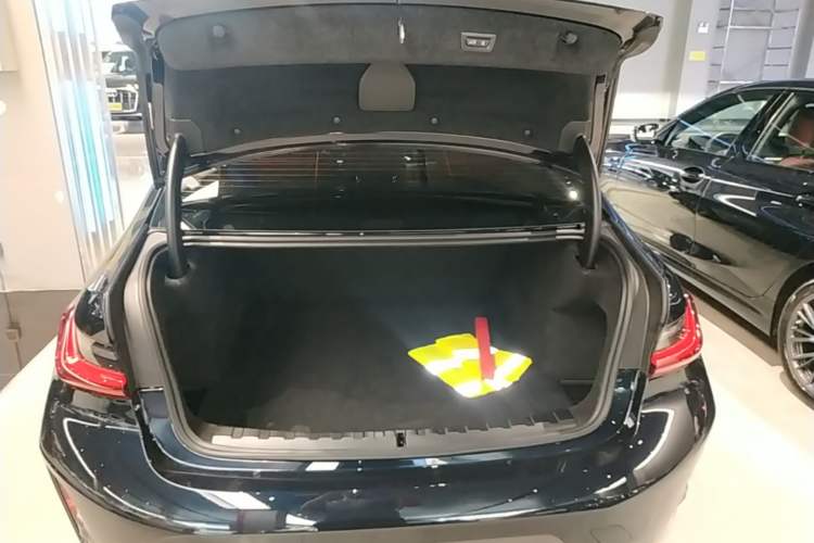 Used BMW 3 Series 2024 325Li M Sport Night Edition Package Trunk