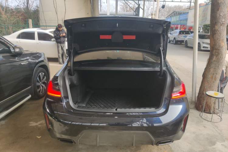 Used BMW 3 Series 2024 325i M Sport Package Trunk