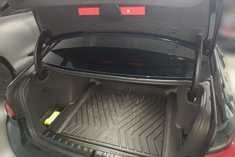 Used BMW 3 Series 2024 325i M Sport Night Edition Package Trunk