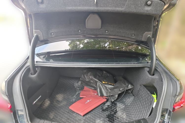 Used BMW 3 Series 2024 325i M Sport Package Trunk