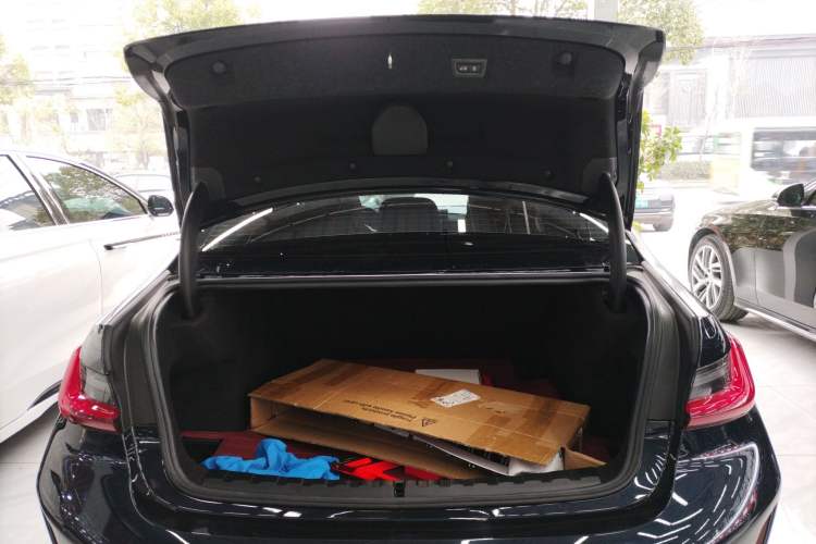Used BMW 3 Series 2024 325Li M Sport Package Trunk