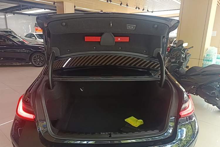 Used BMW 3 Series 2024 325Li M Sport Night Edition Package Trunk