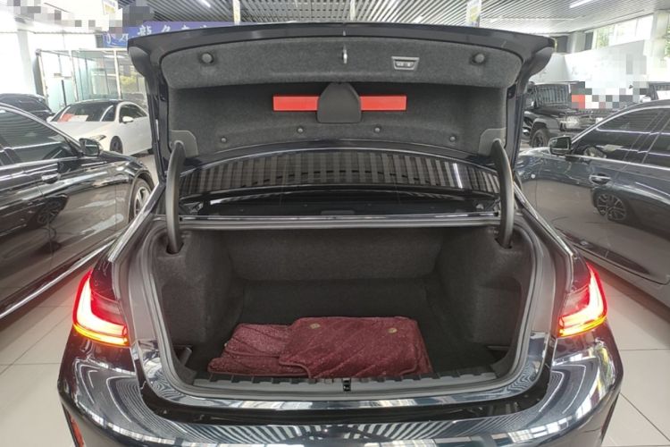 Used BMW 3 Series 2024 325Li M Sport Package Trunk