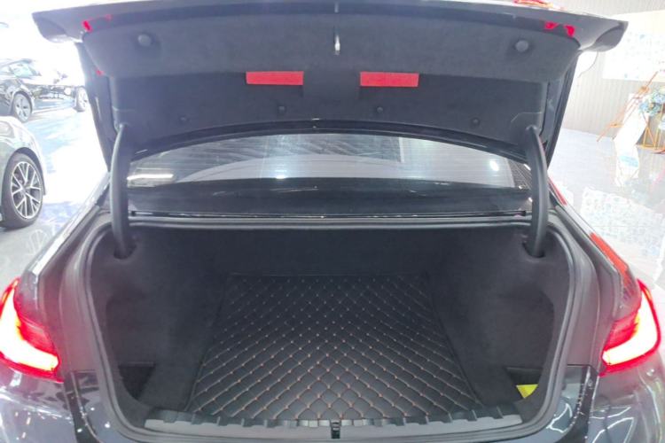 Used BMW 3 Series 2024 325i M Sport Package Trunk