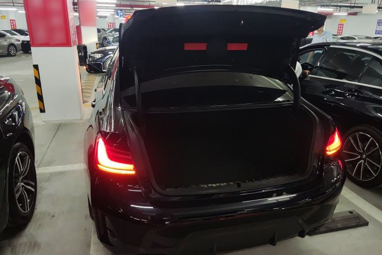Used BMW 3 Series 2024 325i M Sport Night Edition Package Trunk