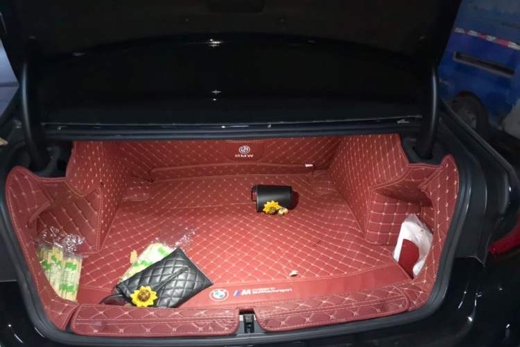 Used BMW 3 Series 2024 325i M Sport Night Edition Package Trunk