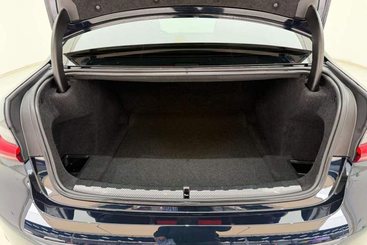 Used BMW 3 Series 2024 325Li M Sport Package Trunk