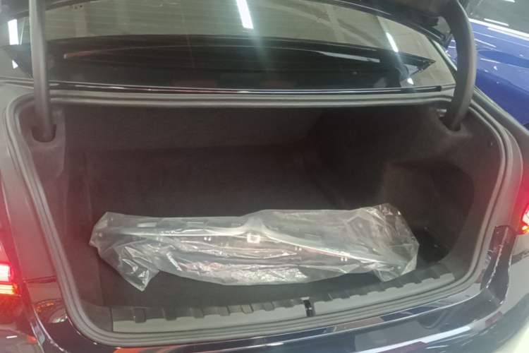 Used BMW 3 Series 2024 325Li M Sport Package Trunk