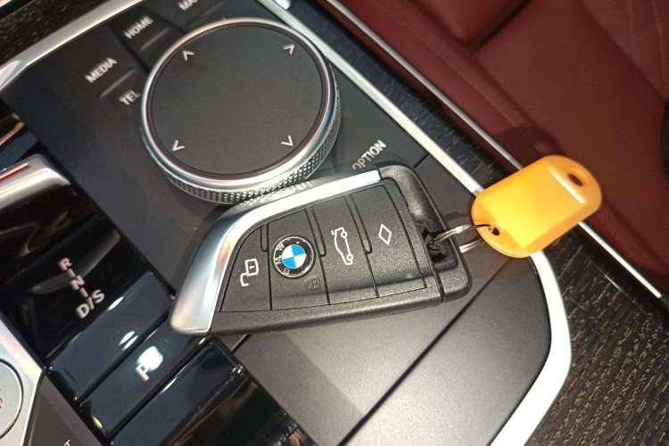 Used BMW 3 Series 2024 325Li M Sport Package Vehicle Key