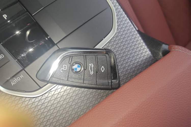 Used BMW 3 Series 2024 330i M Sport Night Edition Package Vehicle Key
