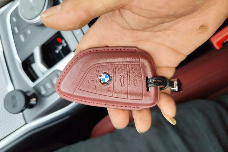 Used BMW 3 Series 2024 330i M Sport Night Edition Package Vehicle Key