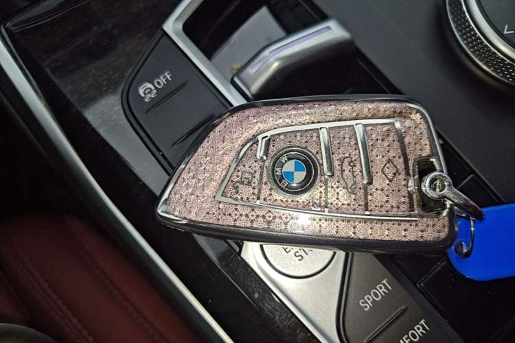 Used BMW 3 Series 2024 325Li M Sport Package Vehicle Key