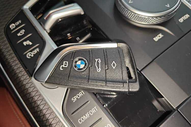 Used BMW 3 Series 2024 325Li M Sport Night Edition Package Vehicle Key