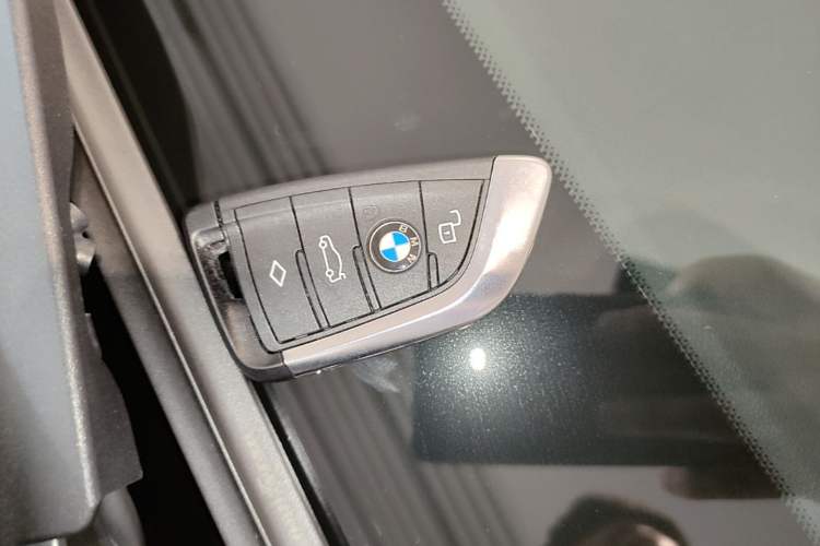 Used BMW 3 Series 2024 325Li M Sport Night Edition Package Vehicle Key