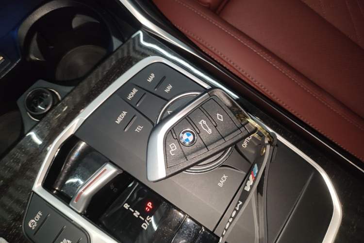 Used BMW 3 Series 2024 325Li M Sport Package Vehicle Key