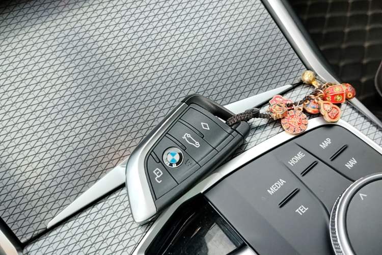 Used BMW 3 Series 2024 325Li M Sport Night Edition Package Vehicle Key