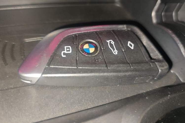Used BMW 3 Series 2024 325Li M Sport Package Vehicle Key
