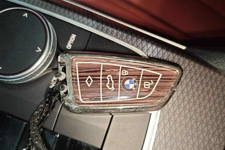Used BMW 3 Series 2024 325Li M Sport Night Edition Package Vehicle Key