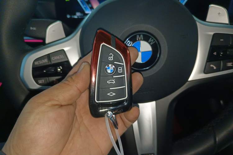 Used BMW 3 Series 2024 325Li M Sport Package Vehicle Key