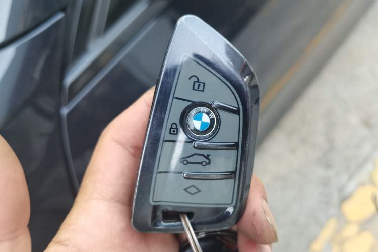 Used BMW 3 Series 2024 325Li M Sport Night Edition Package Vehicle Key