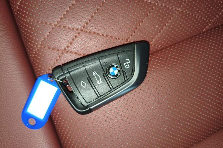 Used BMW 3 Series 2024 325Li M Sport Package Vehicle Key