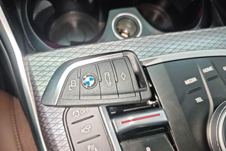 Used BMW 3 Series 2024 325Li M Sport Night Edition Package Vehicle Key