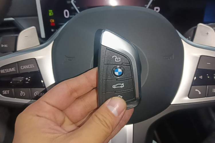 Used BMW 3 Series 2024 325Li M Sport Package Vehicle Key