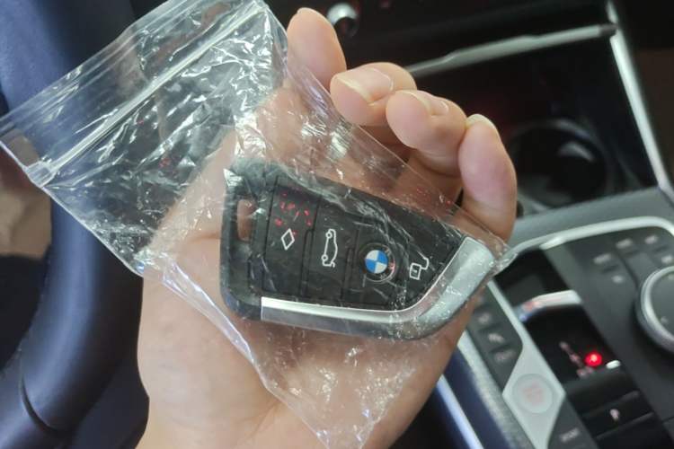 Used BMW 3 Series 2024 325Li M Sport Night Edition Package Vehicle Key