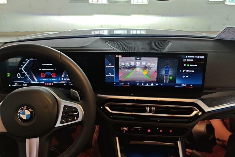 Used BMW 3 Series 2024 325Li M Sport Package Center Console