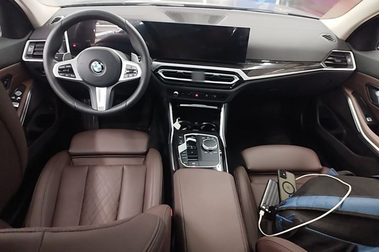 Used BMW 3 Series 2024 325Li M Sport Package Center Console