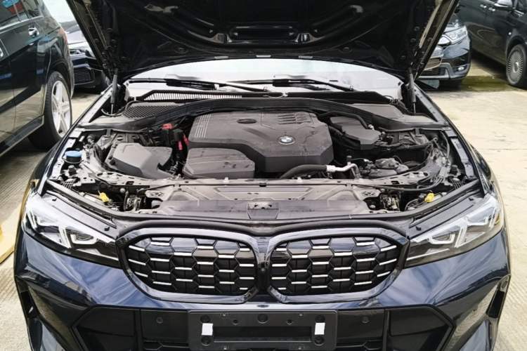 Used BMW 3 Series 2024 325i M Sport Night Edition Package Engine Bay