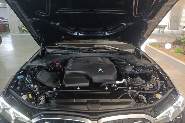 Used BMW 3 Series 2024 325Li M Sport Package Engine Bay