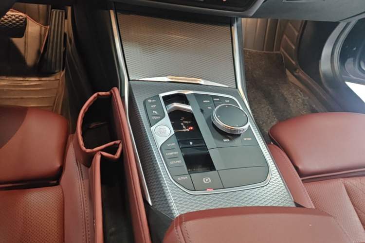 Used BMW 3 Series 2024 325Li M Sport Night Edition Package Gear Lever