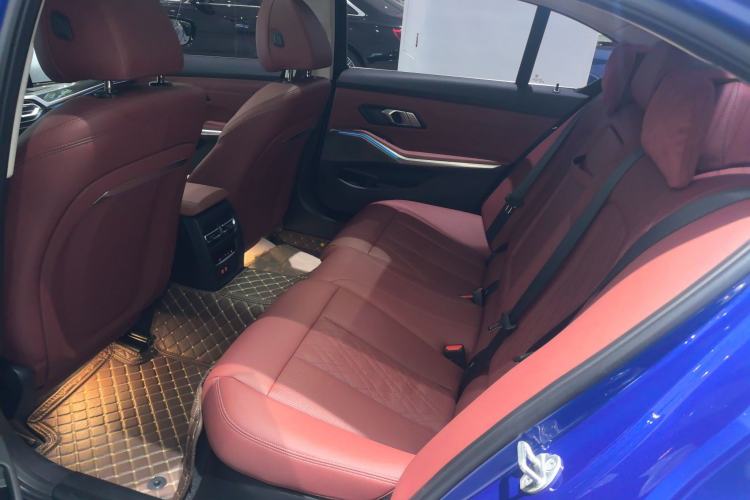 Used BMW 3 Series 2024 325Li M Sport Package Left Rear Seat
