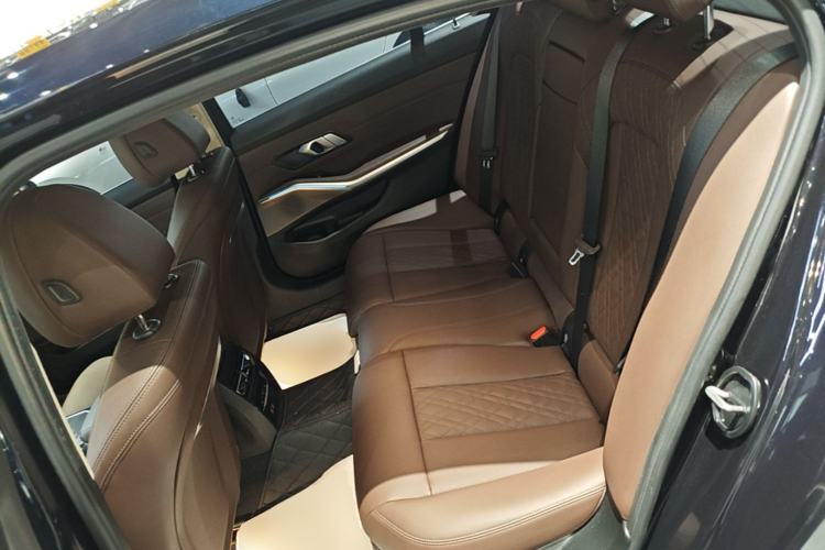 Used BMW 3 Series 2024 325Li M Sport Package Left Rear Seat