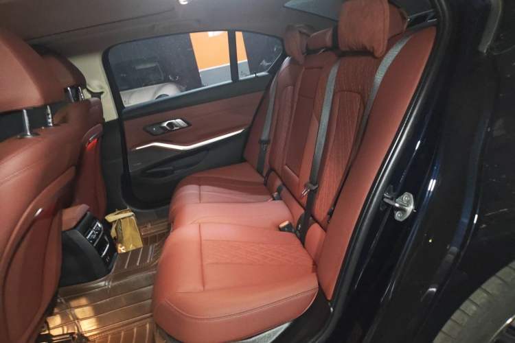Used BMW 3 Series 2024 325Li M Sport Night Edition Package Left Rear Seat